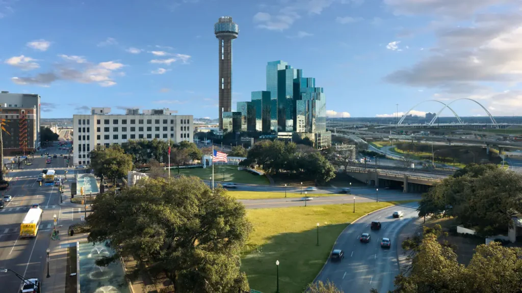 Hyatt Regency Dallas is located close to renowned Dallas locations like Dealy Plaza